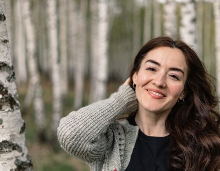 beauty-in-nature-forest-spring-young-woman-faces-springtime-happy-faces-people-in-spring_t20_WpAPxK beauty-in-nature-forest-spring-young-woman-faces-springtime-happy-faces-people-in-spring_t20_WpAPxK